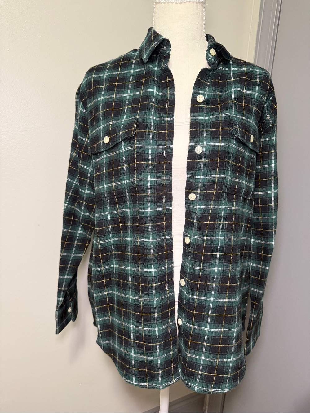Old Navy Dark Green Plaid Button Down Shirt